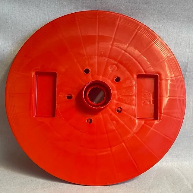 Farben und Materialien: rot