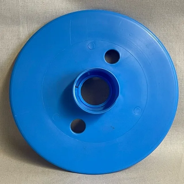 Farben und Materialien: hellblau